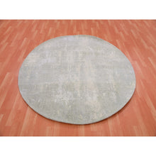 Load image into Gallery viewer, 6&#39;x6&#39; Flannel Gray, Wool and Silk, Hand Knotted, Modern Abstract Design, Round Oriental Rug FWR452082