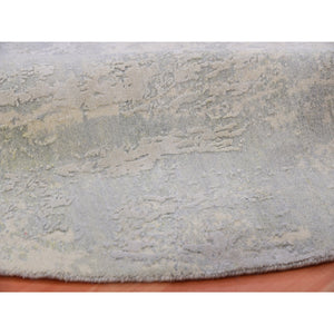 6'x6' Flannel Gray, Wool and Silk, Hand Knotted, Modern Abstract Design, Round Oriental Rug FWR452082