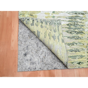 6'1"x9'3" Shades of Green, Crocodile Safari Design, 100% Silk, Hand Knotted, Soft Pile, Oriental Rug FWR452856