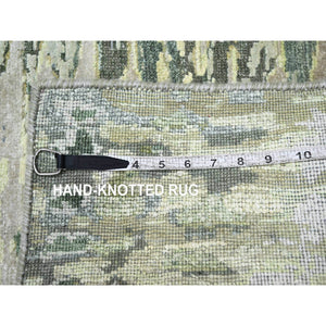 5'1"x7'3" Eden Green, Crocodile Safari Design, Borderless, 100% Silk, Hand Knotted, Oriental Rug FWR452862