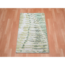Load image into Gallery viewer, 2&#39;1&quot;x3&#39; Vineyard Green, Crocodile Safari Design, 100% Silk, Hand Knotted, Mat, Oriental Rug FWR452886