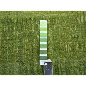 9'x12'3" Moss Green, Vertical Ombre Design, Hand Knotted, Soft And Vibrant Wool, Oriental Rug FWR452892