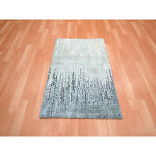 Load image into Gallery viewer, 2&#39;1&quot;x3&#39; Medium Gray, Vertical Ombre Design, Pure Silk, Hand Knotted, Mat, Oriental Rug FWR452916