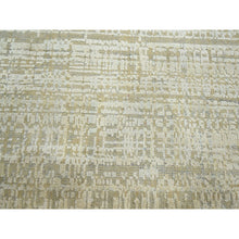 Load image into Gallery viewer, 9&#39;x12&#39;4&quot; Shades Of Ivory, Gradation Design, Modern, Textured Wool &amp; Pure Silk, Hand Knotted, Oriental Rug FWR453030