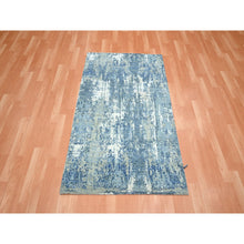Load image into Gallery viewer, 3&#39;2&quot;x5&#39;2&quot; Powder Blue, Wool And Real Silk, Abstract Design, Denser Weave, Hi-low Pile, Hand Knotted, Oriental Rug FWR453216