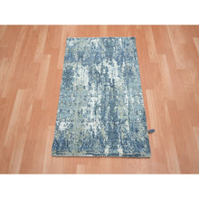 Load image into Gallery viewer, 2&#39;x3&#39;2&quot; Oceanic Blue, Denser Weave, Abstract Design, Hi-low Pile, Wool And Real Silk, Hand Knotted, Mat, Oriental Rug FWR453222