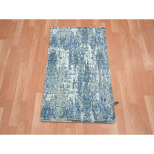 Load image into Gallery viewer, 2&#39;x3&#39;2&quot; Imperial Blue, Abstract Design, Wool And Real Silk, Denser Weave, Hi-low Pile, Hand Knotted, Mat, Oriental Rug FWR453234