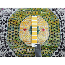 Load image into Gallery viewer, 6&#39;1&quot;x6&#39;1&quot; Golden Yellow With Pink, Hand Knotted, Colorful Mamluk Design, Sari Silk With Textured Wool, Round, Oriental Rug FWR453318
