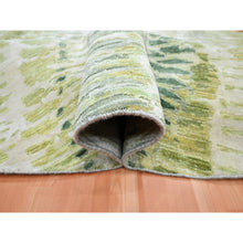 Load image into Gallery viewer, 8&#39;x8&#39; Swamp Green, Crocodile Safari Design, 100% Silk, Lush And Plush, Hand Knotted, Round, Oriental Rug FWR453348