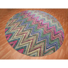 Load image into Gallery viewer, 11&#39;9&quot;x11&#39;9&quot; Fuscia Pink, Colorful Chevron Design, Hand Knotted, Sari Silk With Textured Wool, Round, Oriental Rug FWR453402