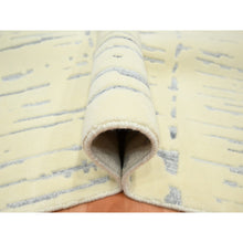 Load image into Gallery viewer, 8&#39;x9&#39;9&quot; Pristine White, Modern Design With Textured Weave, 100% Wool, Tone On Tone, Hand Knotted, Oriental Rug FWR453840