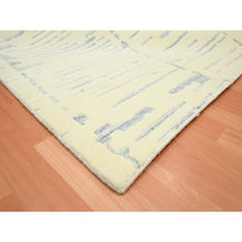 Load image into Gallery viewer, 8&#39;x9&#39;9&quot; Pristine White, Modern Design With Textured Weave, 100% Wool, Tone On Tone, Hand Knotted, Oriental Rug FWR453840