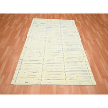 Load image into Gallery viewer, 5&#39;x7&#39; Linen White, Modern Design with Textured Weave, Tone on Tone, Hand Knotted, Pure Wool, Oriental Rug FWR453876