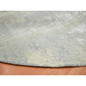11'10"x11'10" Light Gray, Modern Abstract Design with Soft Colors, Wool and Pure Silk, Hand Knotted, Round, Oriental Rug FWR454050