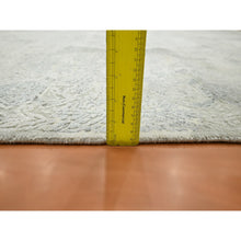 Load image into Gallery viewer, 8&#39;10&quot;x12&#39; Alabaster White, Jewelry Design, Wool And Silk, Hand Knotted, Densely Woven, Oriental Rug FWR454092