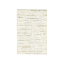 Load image into Gallery viewer, 2&#39;x3&#39; Pearl White, Modern, Wavy Design, Hand Knotted, Pure Silk, Lush and Plush, Sample, Mat, Oriental Rug FWR454248