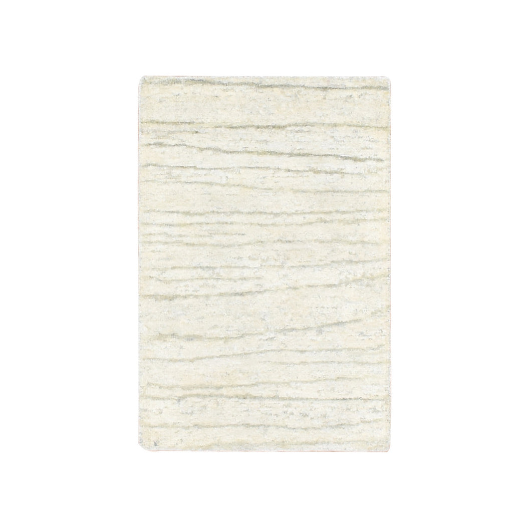 2'x3' Pearl White, Modern, Wavy Design, Hand Knotted, Pure Silk, Lush and Plush, Sample, Mat, Oriental Rug FWR454248