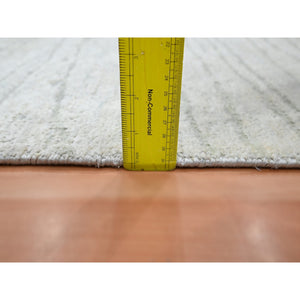 2'x3' Pearl White, Modern, Wavy Design, Hand Knotted, Pure Silk, Lush and Plush, Sample, Mat, Oriental Rug FWR454248
