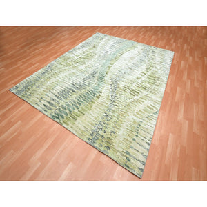 8'x9'10" Shades of Green, Crocodile Safari Design, 100% Silk, Densely Woven, Hand Knotted, Oriental Rug FWR454350