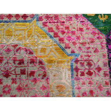 Load image into Gallery viewer, 9&#39;10&quot;x9&#39;10&quot; Golden Yellow, Colorful Mamluk Design, Hand Knotted, Sari Silk With Textured Wool, Round, Oriental Rug FWR454362