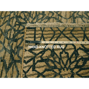 7'8"x9'10" Carmine Red, Tabriz Mahi with Fish Medallion Design, Soft Wool, Hand Knotted, Densely Woven, Oriental Rug FWR549564