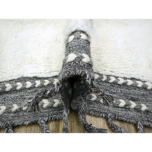 Load image into Gallery viewer, 9&#39;2&quot;x12&#39;1&quot; Daisy White, Moroccan Weave With Geometric Line Design, Modern, Textured Pile, Natural Undyed Wool, Shabby Chic, Hand Knotted, Oriental Rug FWR457332