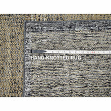Load image into Gallery viewer, fine wool rugs