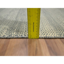 Load image into Gallery viewer, 2&#39;x3&#39; Beige, Hand Knotted, Modern Grass Design, Tone On Tone, Undyed Natural Wool, Mat, Sample, Oriental Rug FWR459570