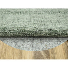 Load image into Gallery viewer, 6&#39;x6&#39; Basil Green With Ivory, Hand Knotted, Organic Wool, Oxidized And Distressed Grass Design With Exposed Warps, Round, Oriental Rug FWR460392