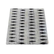 Load image into Gallery viewer, Fine Wool Rugs