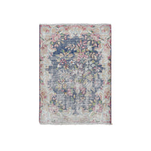 Load image into Gallery viewer, fine wool rugs