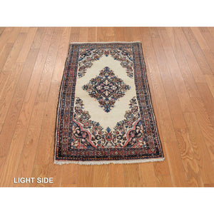 2'x4' Bone White, 100% Wool, Even Wear, Hand Knotted Open Field Medallion Design, Antique Persian Sarouk Mat In Good Condition, Clean and Soft Full Pile, Oriental Rug FWR469158