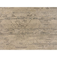 Load image into Gallery viewer, 8&#39;1&quot;x8&#39;1&quot; Thunder Gray, Hand Spun, Undyed Natural Wool, Modern, Hand Knotted, Round, Oriental Rug FWR469422