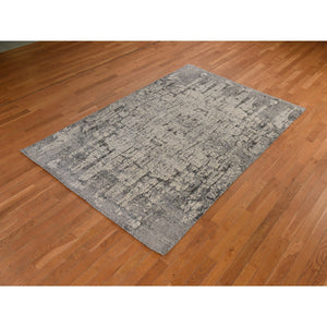 6'x9' Oyster Gray, Fossil Design, Soft To The Touch, 100% Wool, Hand Knotted, Modern, Oriental Rug FWR470340