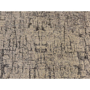 6'x9' Oyster Gray, Fossil Design, Soft To The Touch, 100% Wool, Hand Knotted, Modern, Oriental Rug FWR470340