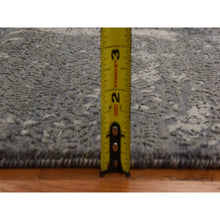 Load image into Gallery viewer, 6&#39;1&quot;x9&#39;2&quot; Sonic Gray, Jewelry Design, Soft To The Touch, Wool And Silk, Hand Knotted, Modern, Oriental Rug FWR470346