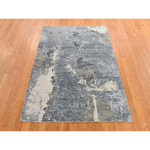 Load image into Gallery viewer, 4&#39;x6&#39; Nevada Gray, Galaxy Design, 100% Wool, Hand Knotted Oriental Rug FWR470754