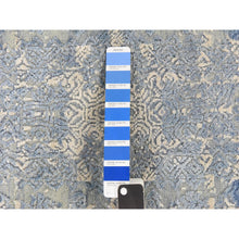 Load image into Gallery viewer, 4&#39;x4&#39; Stone Blue, Wool and Pure Silk, Jewelry Design, Hand Knotted, Round, Oriental Rug FWR470766