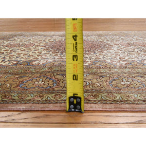 2'7"x3'10" Alabaster White, Persian Qum, 400 KPSI, Super Fine 100% Silk, Hand Knotted, Mat, Small, Oriental Rug FWR470814