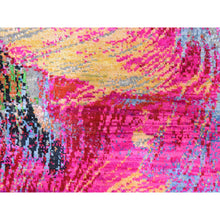 Load image into Gallery viewer, 2&#39;x3&#39;1&quot; Fuscia Pink, Sari Silk, Modern Design, Sample, Hand Knotted, Mat, Oriental Rug FWR470820