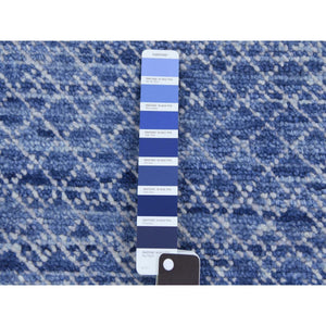 10'x14'1" Blue, Modern Chiaroscuro Collection, Thick And Plush Pure Wool Hand Knotted, Oriental Rug FWR475050