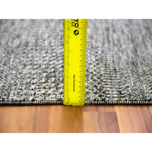 4'2"x6' Medium Gray, Modern Grass Design, Natural Undyed Wool, Hand Knotted, Oriental Rug FWR476874