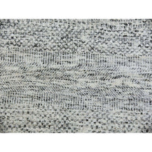 Load image into Gallery viewer, 9&#39;5&quot;x9&#39;6&quot; Goose Gray, Tone On Tone, Undyed 100% Wool, Hand Knotted Modern Grass Design, Round Oriental Rug FWR477066