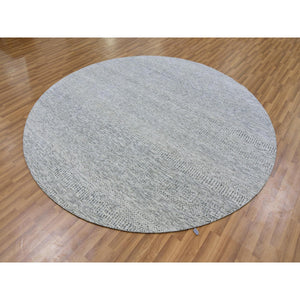 7'9"x7'9" Perfect Gray, Tone On Tone, Undyed Pure Wool, Grass Design, Hand Knotted, Round Oriental Rug FWR477090
