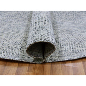 7'9"x7'9" Perfect Gray, Tone On Tone, Undyed Pure Wool, Grass Design, Hand Knotted, Round Oriental Rug FWR477090