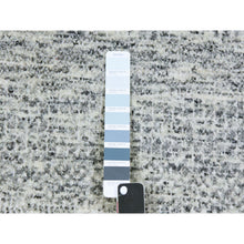 Load image into Gallery viewer, 7&#39;9&quot;x7&#39;9&quot; Perfect Gray, Tone On Tone, Undyed Pure Wool, Grass Design, Hand Knotted, Round Oriental Rug FWR477090