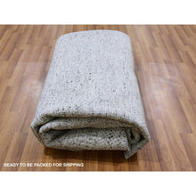 Load image into Gallery viewer, 7&#39;9&quot;x7&#39;9&quot; Perfect Gray, Tone On Tone, Undyed Pure Wool, Grass Design, Hand Knotted, Round Oriental Rug FWR477090