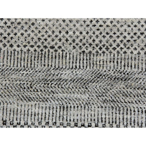 8'x8' Silver Gray, Modern Grass Design, Tone On Tone, Undyed 100% Wool, Hand Knotted, Square Oriental Rug FWR477354