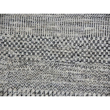 Load image into Gallery viewer, 10&#39;x10&#39; Cloud Gray, Tone on Tone, Hand Knotted, Pure Undyed Wool, Round Grass Design Oriental Rug FWR477366