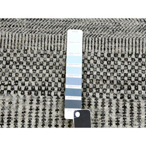 6'x6' Perfect Gray, Natural Undyed Wool, Modern Grass Design, Hand Knotted, Tone on Tone, Round Oriental Rug FWR477396